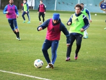 Фоторепортаж с вечерней тренировки «Окжетпеса»