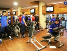 Фоторепортаж с тренировки «Окжетпеса» в тренажерном зале