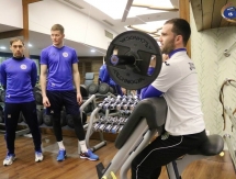 Фоторепортаж с тренировки «Окжетпеса» в тренажерном зале