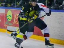 Фоторепортаж с матча ВХЛ «Сарыарка» — «Сокол» 3:2 Б