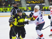 Фоторепортаж с матча ВХЛ «Сарыарка» — «Сокол» 3:2 Б