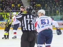 Фоторепортаж с матча ВХЛ «Сарыарка» — «Сокол» 3:2 Б