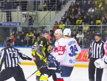 Фоторепортаж с матча ВХЛ «Сарыарка» — «Сокол» 3:2 Б