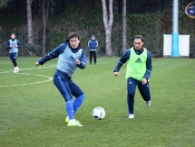 Фоторепортаж с вечерней тренировки «Окжетпеса»