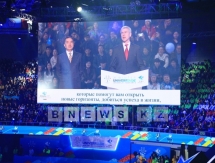 Флаг Всемирной зимней Универсиады передан мэру Красноярска