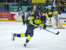 Фоторепортаж с матча ВХЛ «Сарыарка» — СКА-Нева 2:3