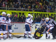 Фоторепортаж с матча ВХЛ «Сарыарка» — СКА-Нева 2:3
