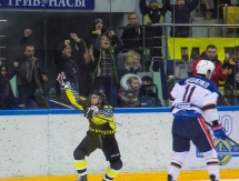 Фоторепортаж с матча ВХЛ «Сарыарка» — СКА-Нева 2:3