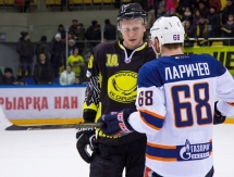 Фоторепортаж с матча ВХЛ «Сарыарка» — СКА-Нева 2:3