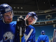 Фоторепортаж с открытой тренировки «Барыса»