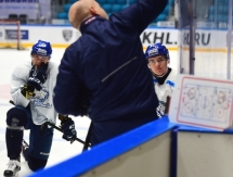 Фоторепортаж с открытой тренировки «Барыса»