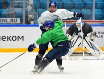 Фоторепортаж с открытой тренировки «Барыса»