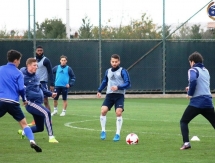 Фоторепортаж с вечерней тренировки «Окжетпеса»