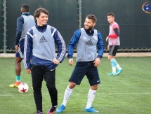 Фоторепортаж с вечерней тренировки «Окжетпеса»