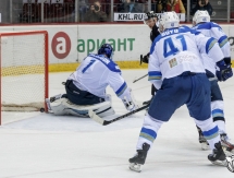 Фоторепортаж с матча плей-офф КХЛ «Трактор» — «Барыс» 2:5