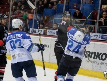 Фоторепортаж с матча плей-офф КХЛ «Трактор» — «Барыс» 2:5