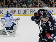 Фоторепортаж с матча плей-офф КХЛ «Трактор» — «Барыс» 5:1