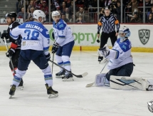 Фоторепортаж с матча плей-офф КХЛ «Трактор» — «Барыс» 5:1