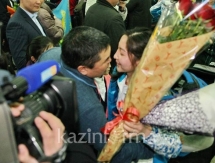 Участников Азиады торжественно встретили в Алматы