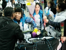 Участников Азиады торжественно встретили в Алматы