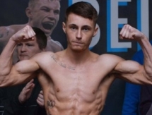 Непобежденный британец бросил вызов Жакиянову