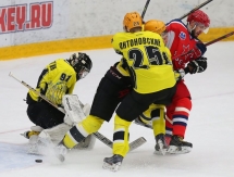 Фоторепортаж с матча плей-офф ВХЛ «Звезда» — «Сарыарка» 2:3 ОТ