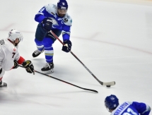 Фоторепортаж с матча плей-офф КХЛ «Барыс» — «Трактор» 2:1