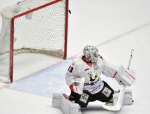 Фоторепортаж с матча плей-офф КХЛ «Барыс» — «Трактор» 2:1