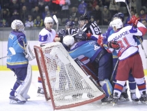 Фоторепортаж с матча плей-офф ВХЛ «Торпедо» — «Ижсталь» 3:2