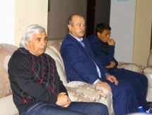 Фоторепортаж со встречи президента, главного тренера и капитана «Ордабасы» с болельщиками