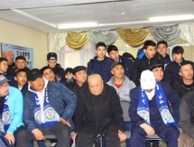 Фоторепортаж со встречи президента, главного тренера и капитана «Ордабасы» с болельщиками