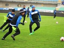 Фоторепортаж с тренировки «Окжетпеса» в Алматы