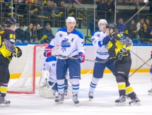 Фоторепортаж с матча плей-офф ВХЛ «Сарыарка» — «Зауралье» 3:1