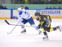 Фоторепортаж с матча плей-офф ВХЛ «Сарыарка» — «Зауралье» 3:1