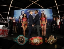 Фоторепортаж с дуэли взглядов финальной пресс-конференции боя Головкин — Джейкобс