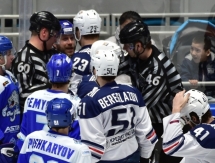 Фоторепортаж с матча плей-офф КХЛ «Барыс» — «Металлург» Магнитогорск 2:3 ОТ