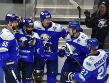 Фоторепортаж с матча плей-офф КХЛ «Барыс» — «Металлург» Магнитогорск 2:3 ОТ