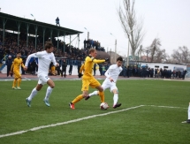 Фоторепортаж с матча Премьер-Лиги «Тараз» — «Кайрат» 0:0