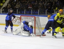 Фоторепортаж с матча плей-офф ВХЛ «Зауралье» — «Сарыарка» 0:3