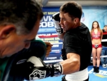 Геннадий Головкин: «Бой с Альваресом? Я здесь и я готов»