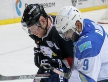 Фоторепортаж с матча плей-офф КХЛ «Трактор» — «Барыс» 1:2 ОТ
