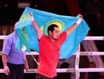 Ербосынулы продолжает готовиться к бою в США