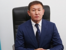 В ЗКО руководитель управления спорта собирал дань с подчиненных