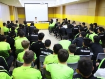 Видео с семинара с футболистами Академии «Кайрата»