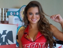 Ринг-герл боя Головкин — Джейкобс рассказала о себе 