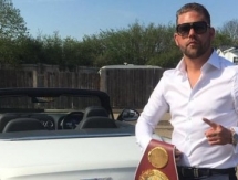 Промоутер Сондерса потроллил Головкина