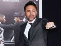 The Sweet Science: «Де ла Хойя намеренно откладывает бой с Головкиным, предлагая ему крошки из своего кошелька»