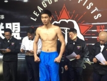 Кайрат прошел взвешивания перед боем в Китае