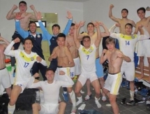 Казахстанские футболисты показали фото из раздевалки после победы над Люксембургом 