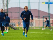 Фоторепортаж с тренировки «Жетысу» в Шымкенте